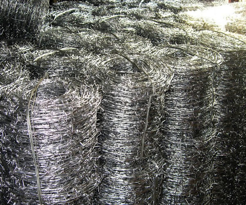 La double torsion antirouille de fil a tressé la bobine BWG12xBWG12 de barbelé de 12 mesures